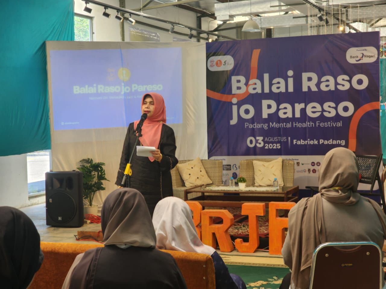 Suasana Festival Kesehatan Mental di Padang